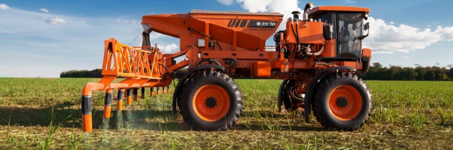 assistência técnica máquina agrícola