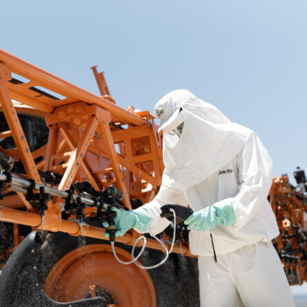 Manutenção preventiva do pulverizador deve ser feita com EPIs