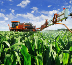 Pulverização em milho alto. Uniport, BalanceControl