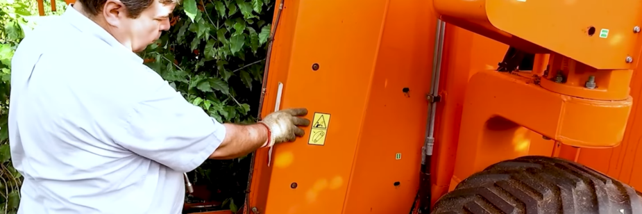 Manutenção colhedora de café